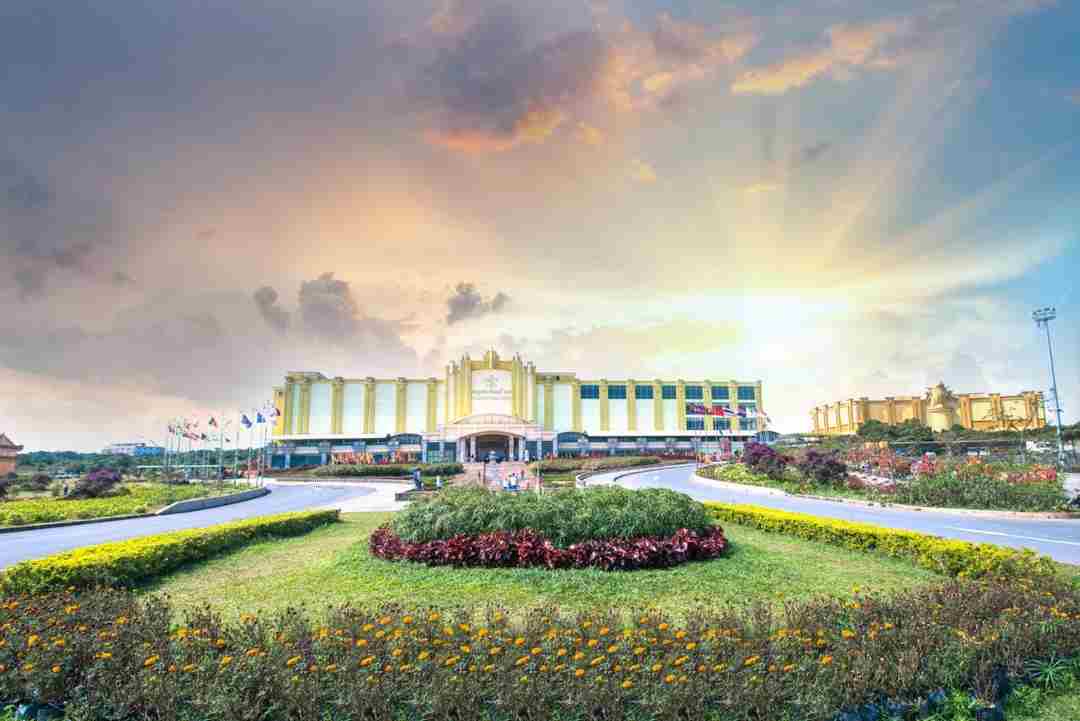 Thansur Bokor Highland Resort and Casino tráng lệ